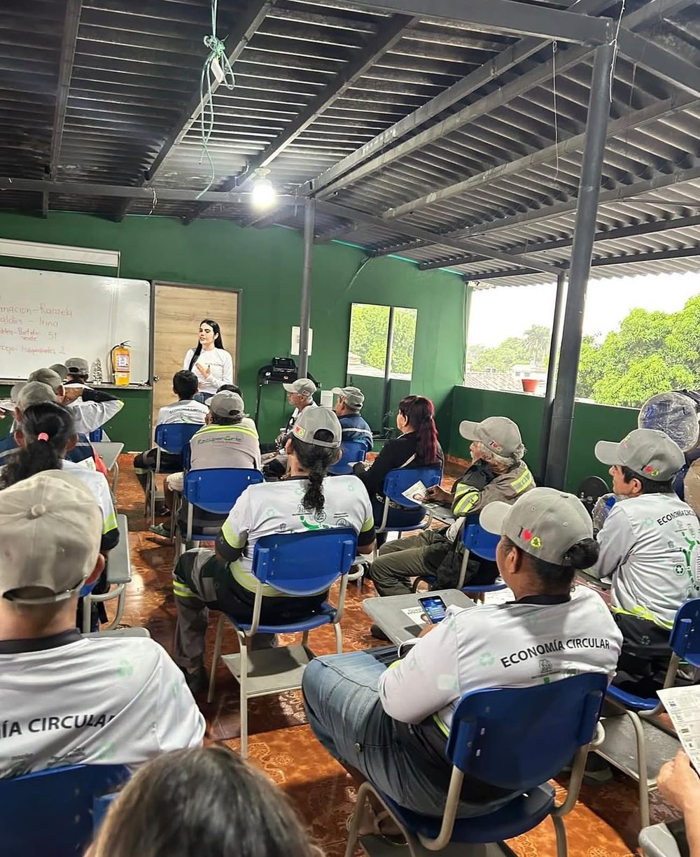Recicladores de Recuperarte en una capacitación sobre economía circular